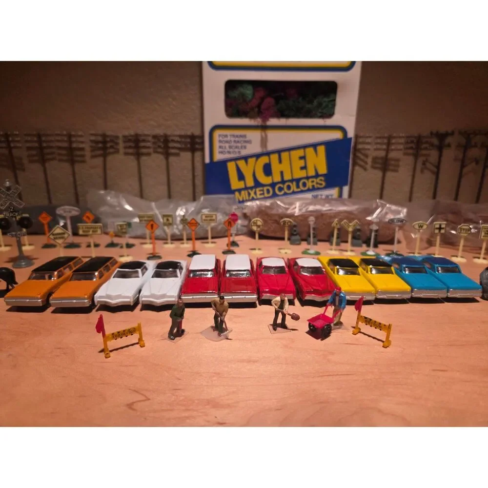 Life-Like Vintage HO Scale Railroad Scenery Landscaping Cars Animals Signs Set - Picture 5 of 12